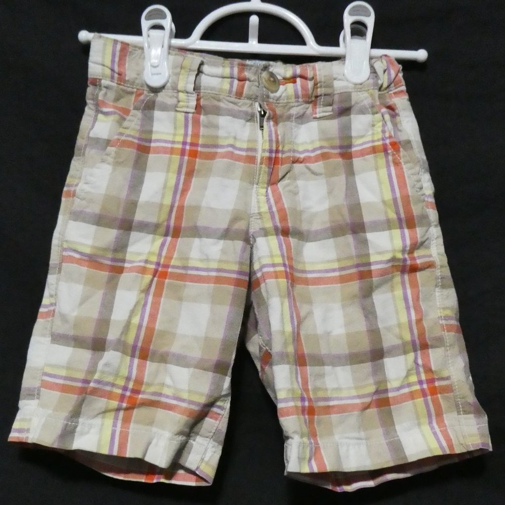 OLD NAVY, size 5T, plaid shorts, adjustable inner liner, button / zip fly, GUC